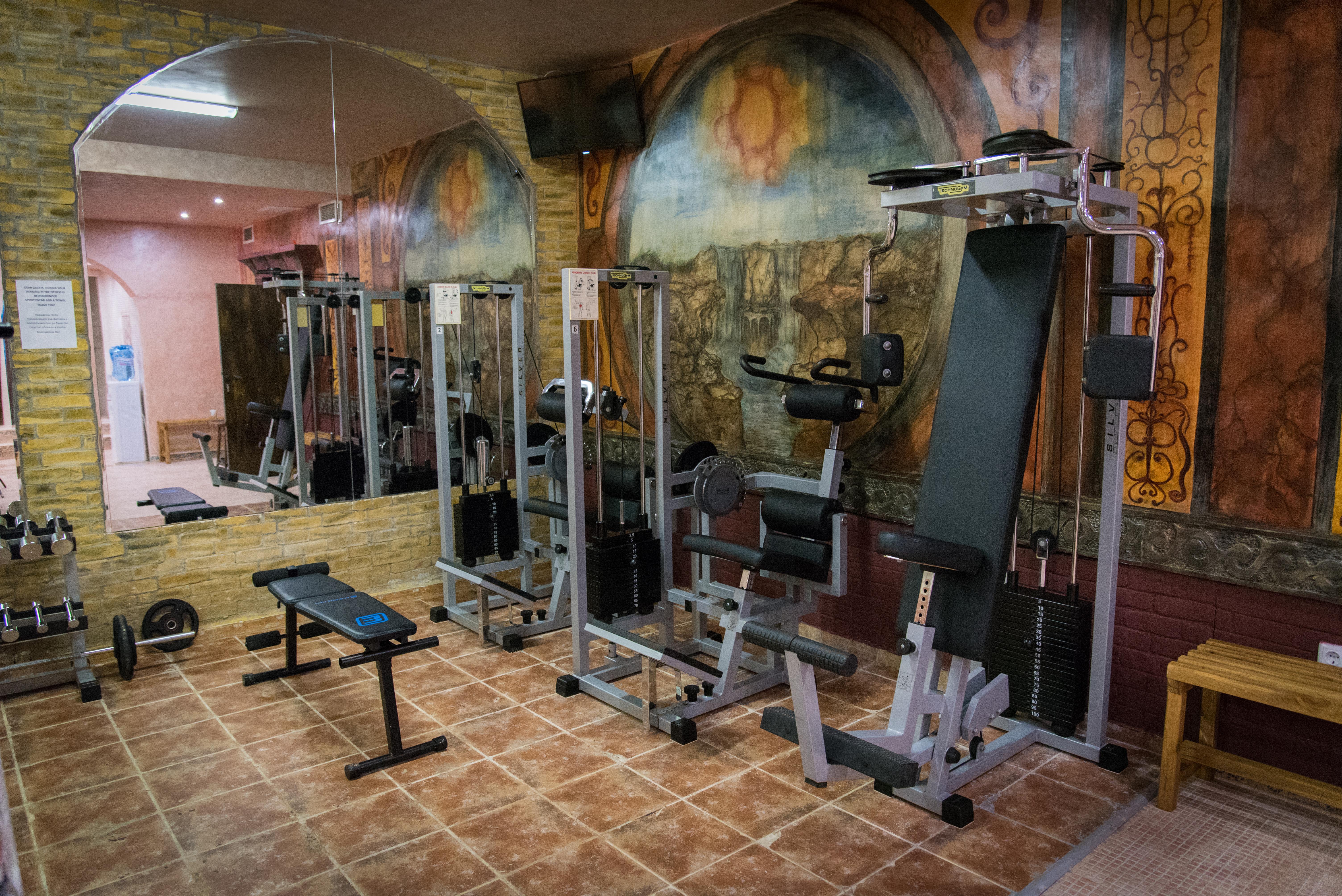 Imperial Palace Hotel Солнечный берег Экстерьер фото A typical gym