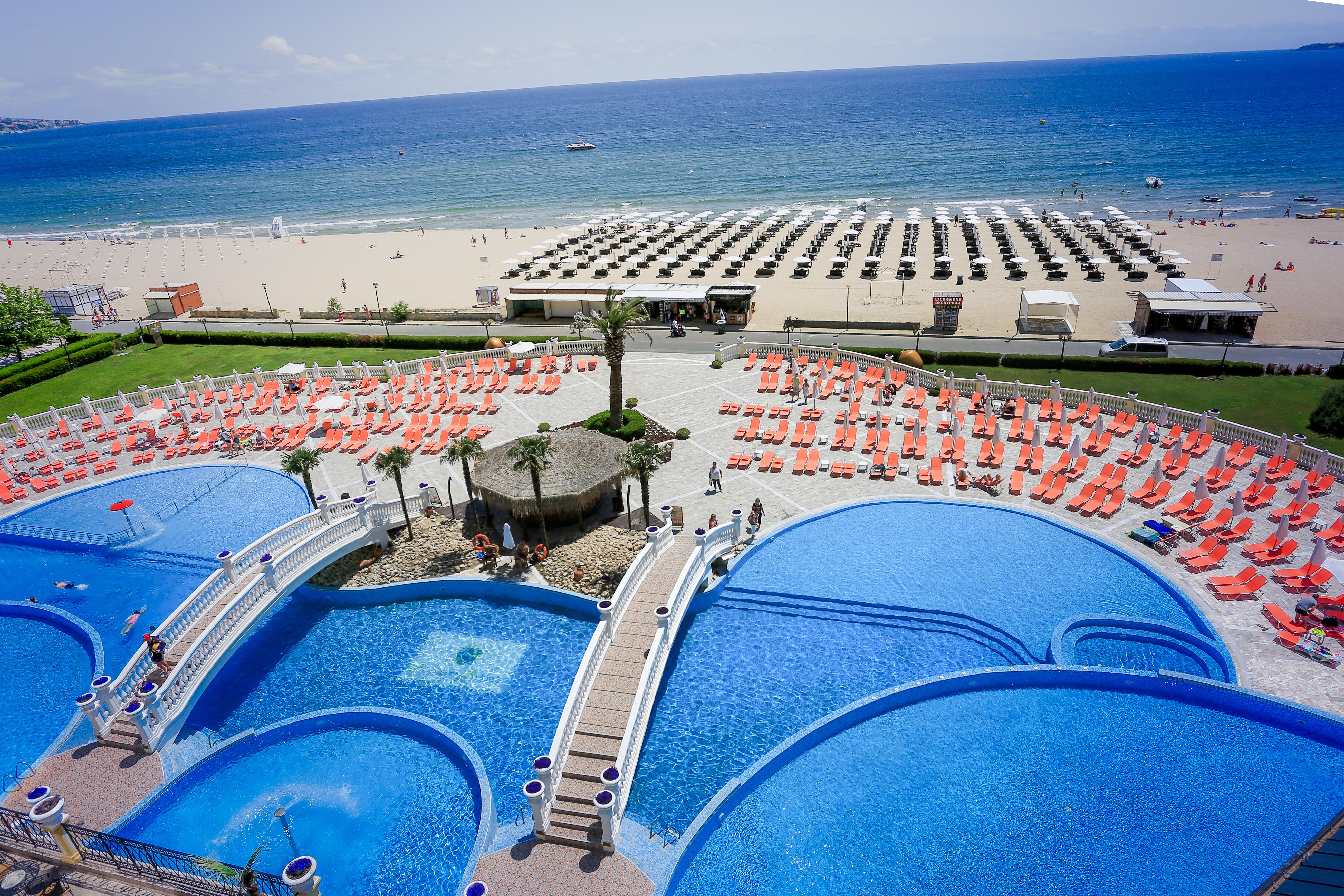 Imperial Palace Hotel Солнечный берег Экстерьер фото The beach at the hotel